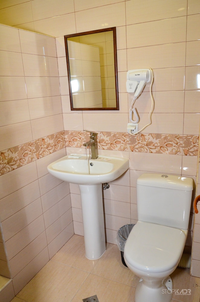 Triple Room, Private Bathroom photo 3