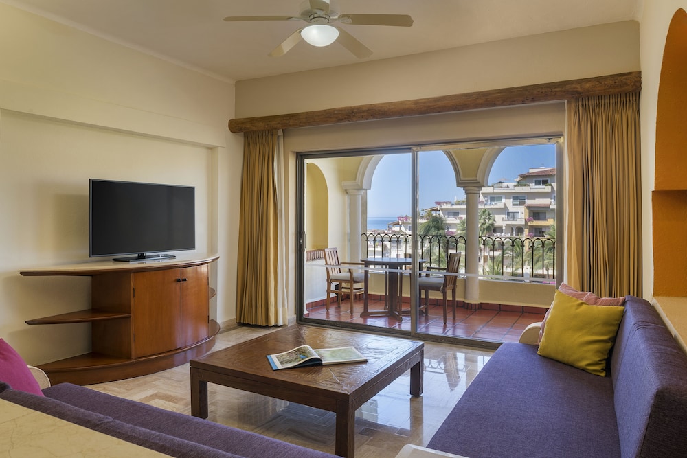 Suite, 1 Bedroom, Ocean View - Photo 10
