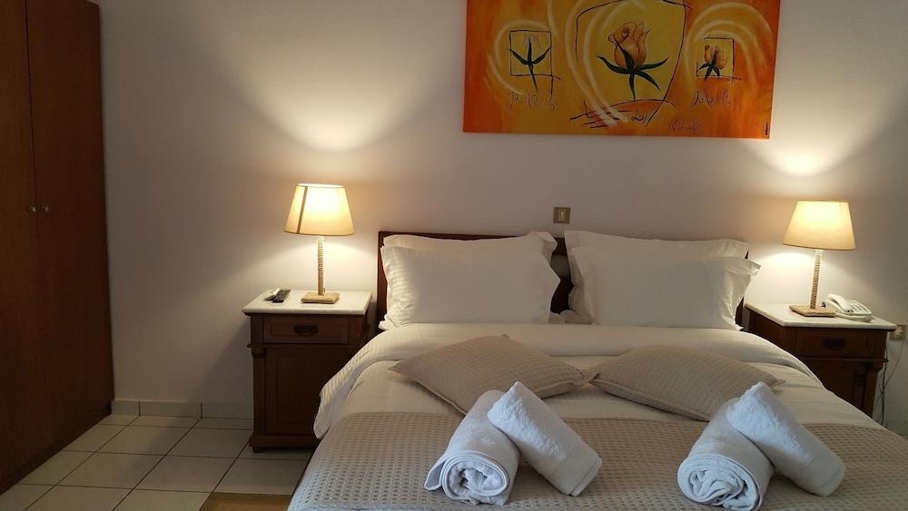 Luxury Studio Suite, Sea View (Superior) - Photo 2