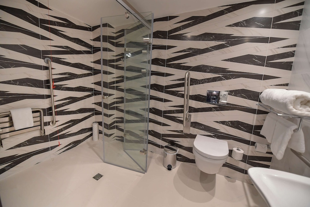 Twin Room - Photo 6