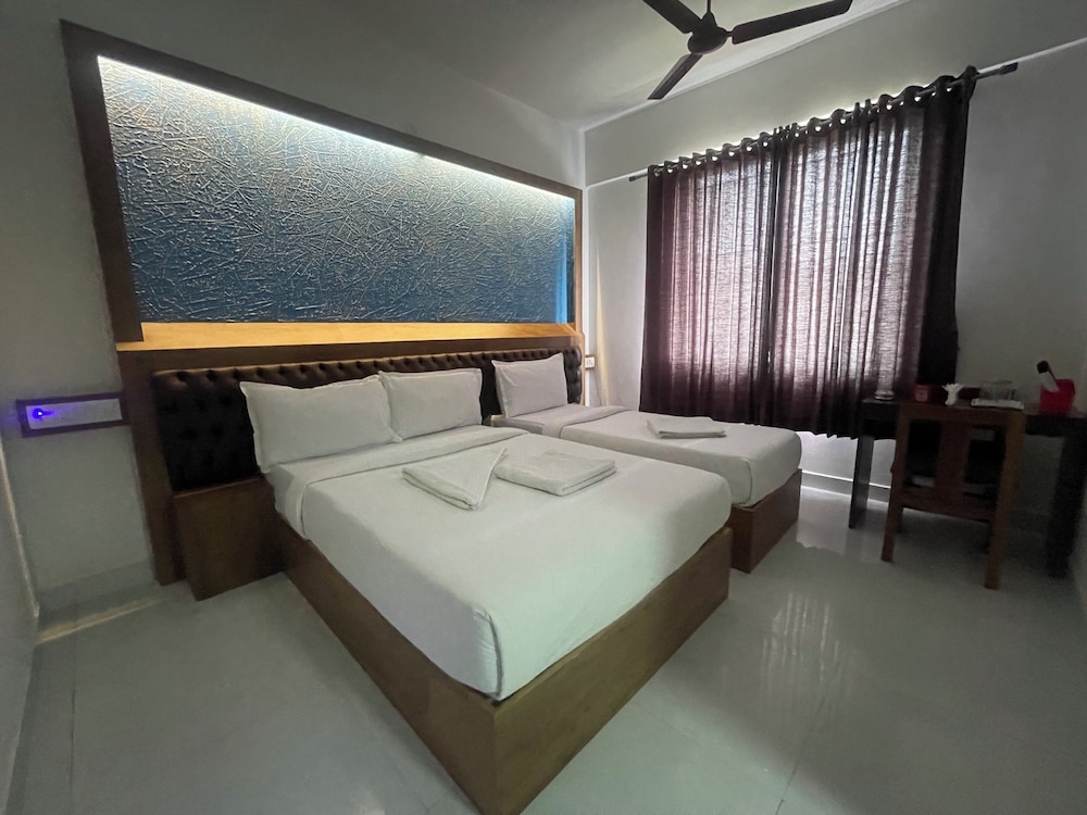 Deluxe Triple Room - Photo 4