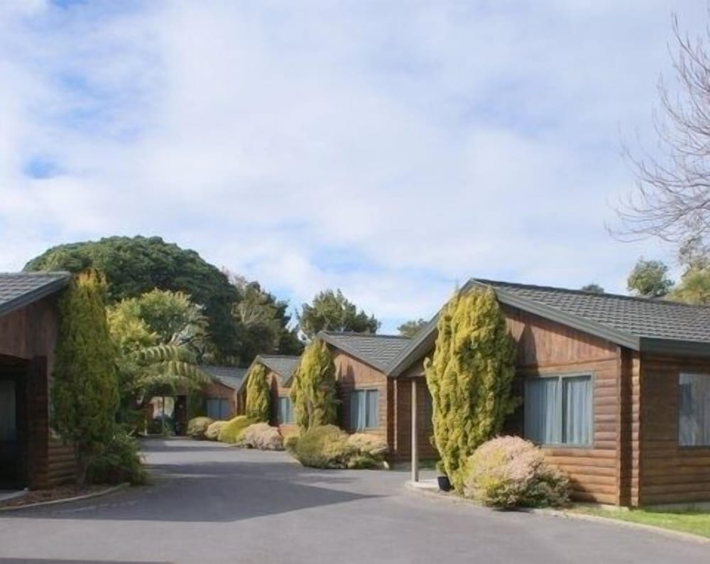 1 Bedroom Cottage (Sleeps 3) photo 2