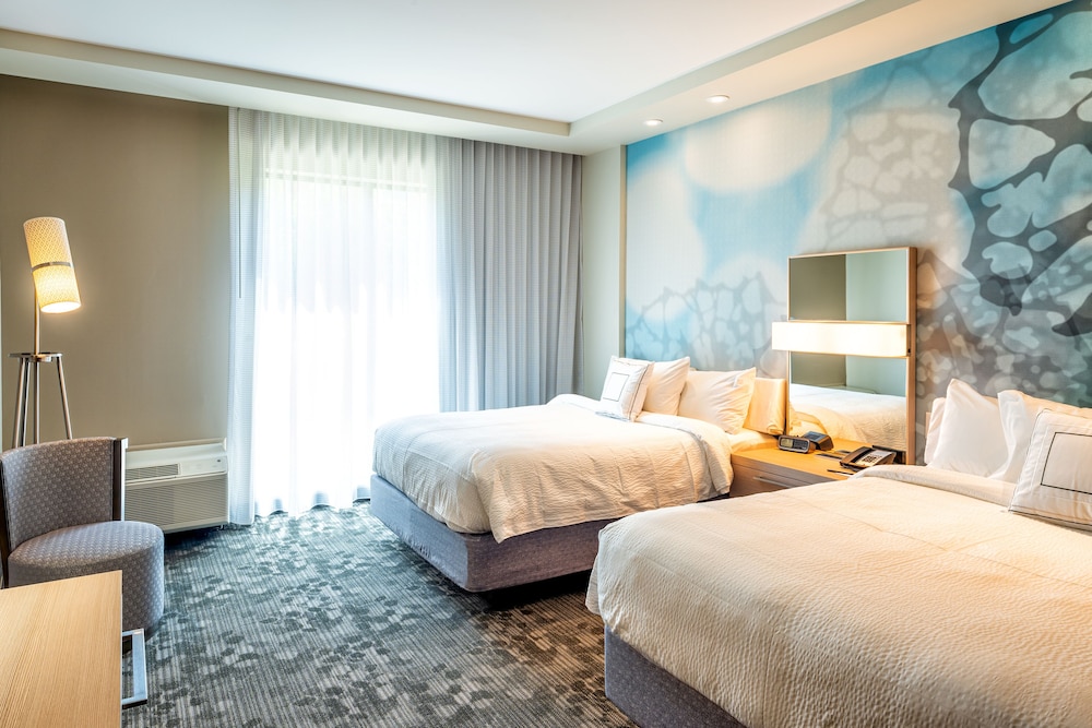 Standard Room, 2 Queen Beds (Mobility Accessible, Tub) - Photo 1