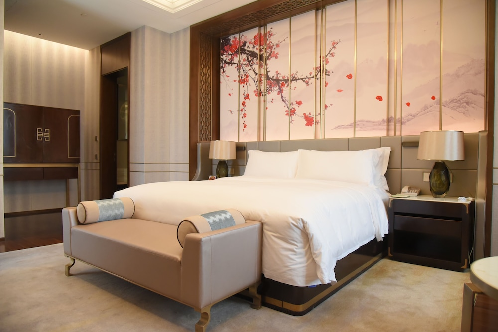 Presidential Suite, 1 King Bed photo 3