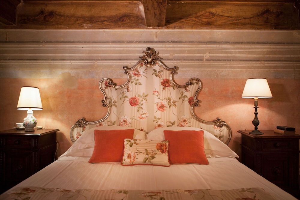 Exclusive Suite (Naldini)