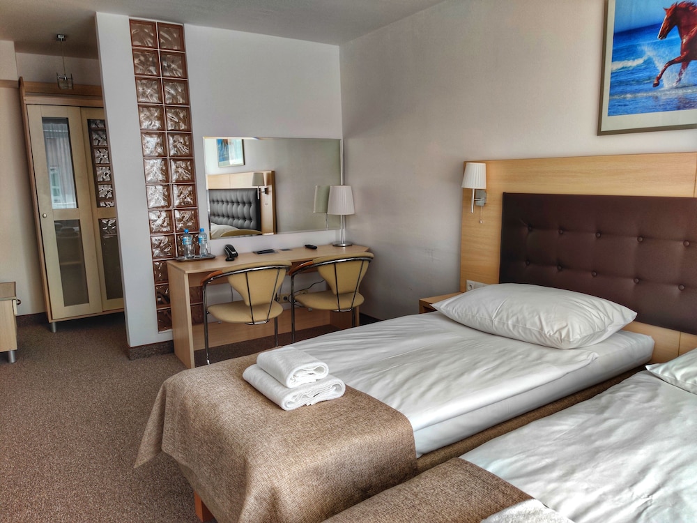 Standard Double Room photo 3