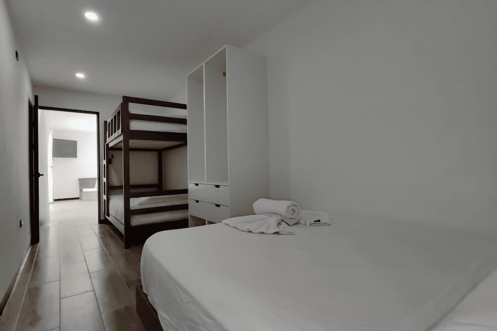 Apartment, Private Bathroom, Sea View (4) photo 2