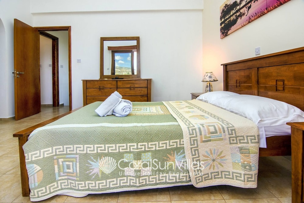 Villa, 4 Bedrooms, Smoking, Private Pool photo 1