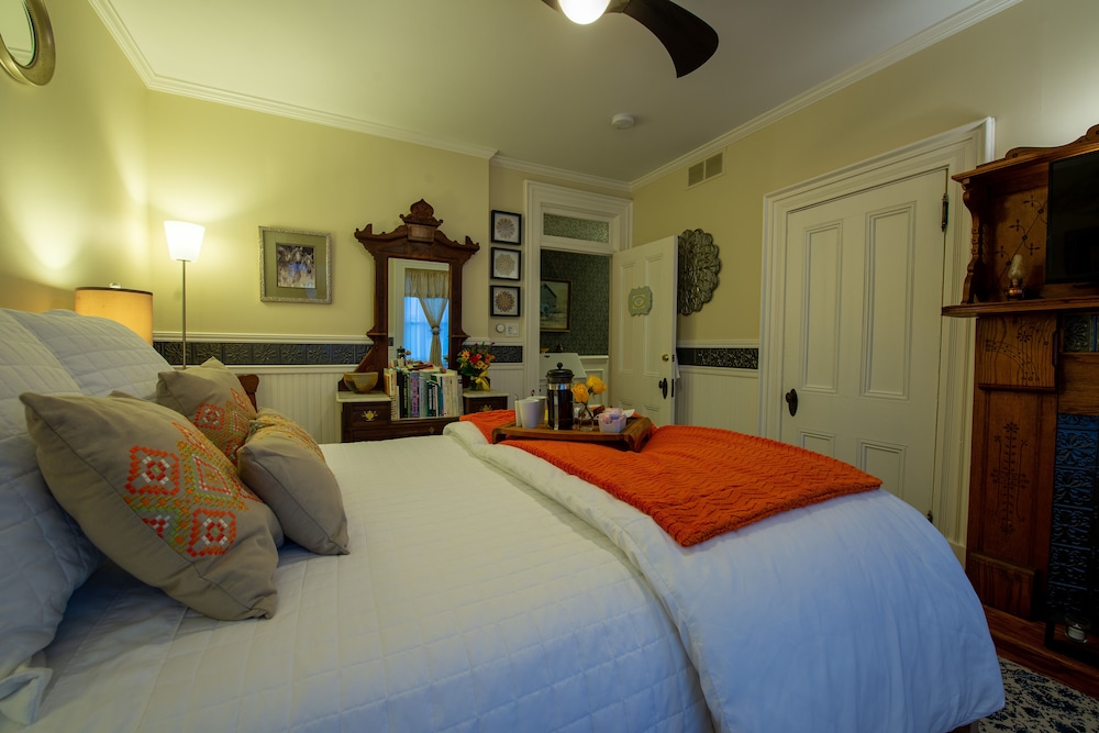 Old Kate’s Room photo 1
