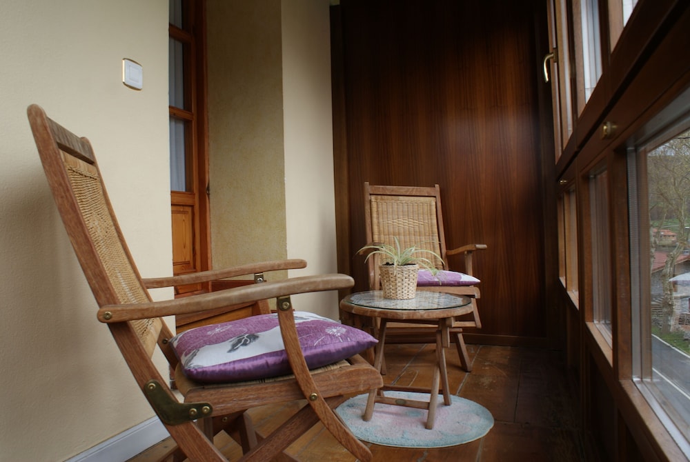 Double or Twin Room, Private Bathroom - Photo 11
