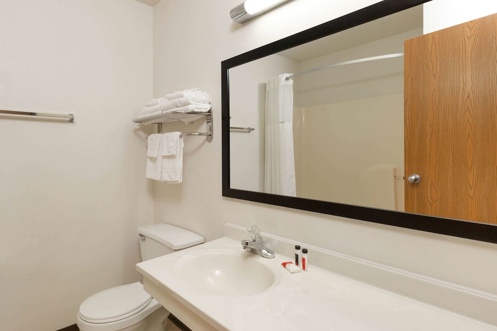 Double Room, 2 Double Beds - Photo 5