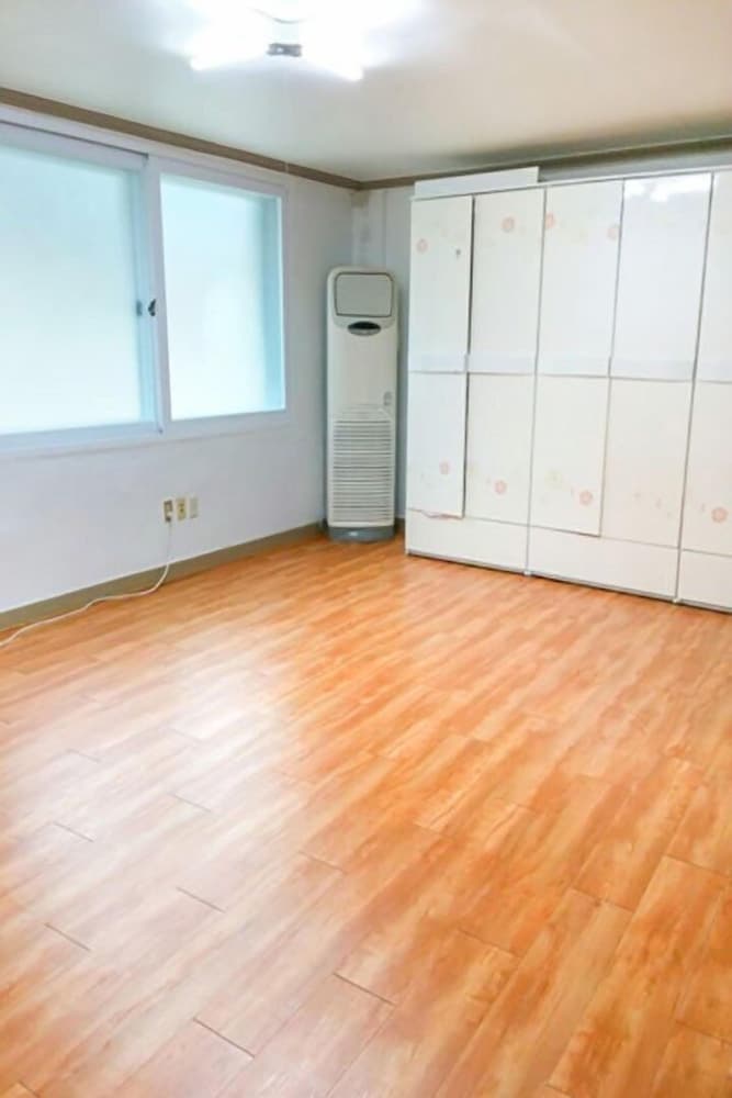 Room (1st Floor 30 Pyung) photo 1