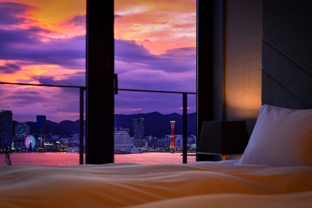 [Room, Harbor View (Suite)] - Photo 2