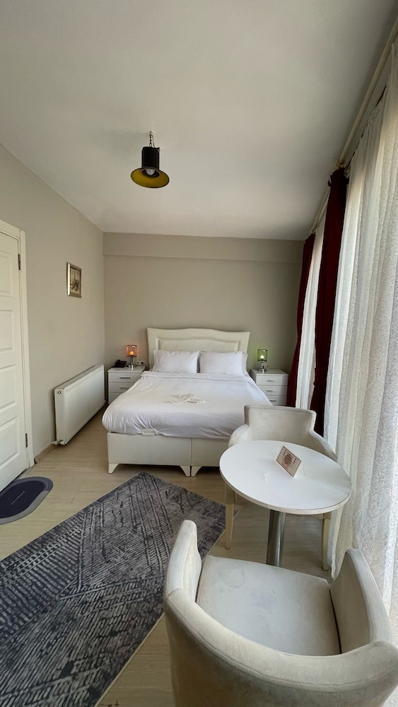BED IN A BOYS' DORMITORY ROOM photo 1
