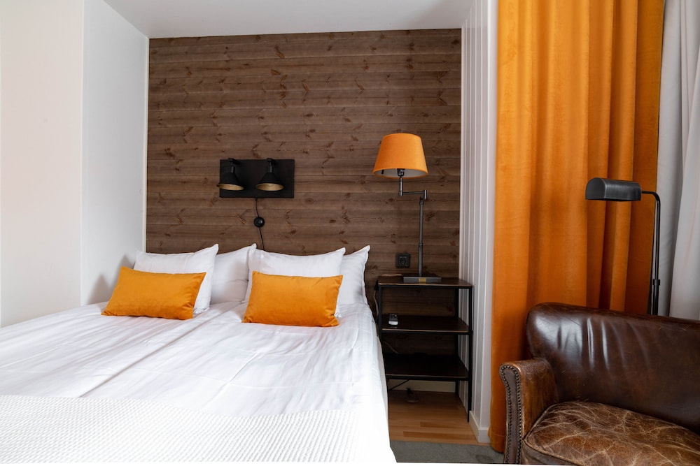 Economy Double Room photo 2