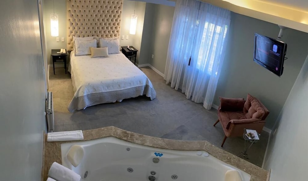 Executive Suite photo 3