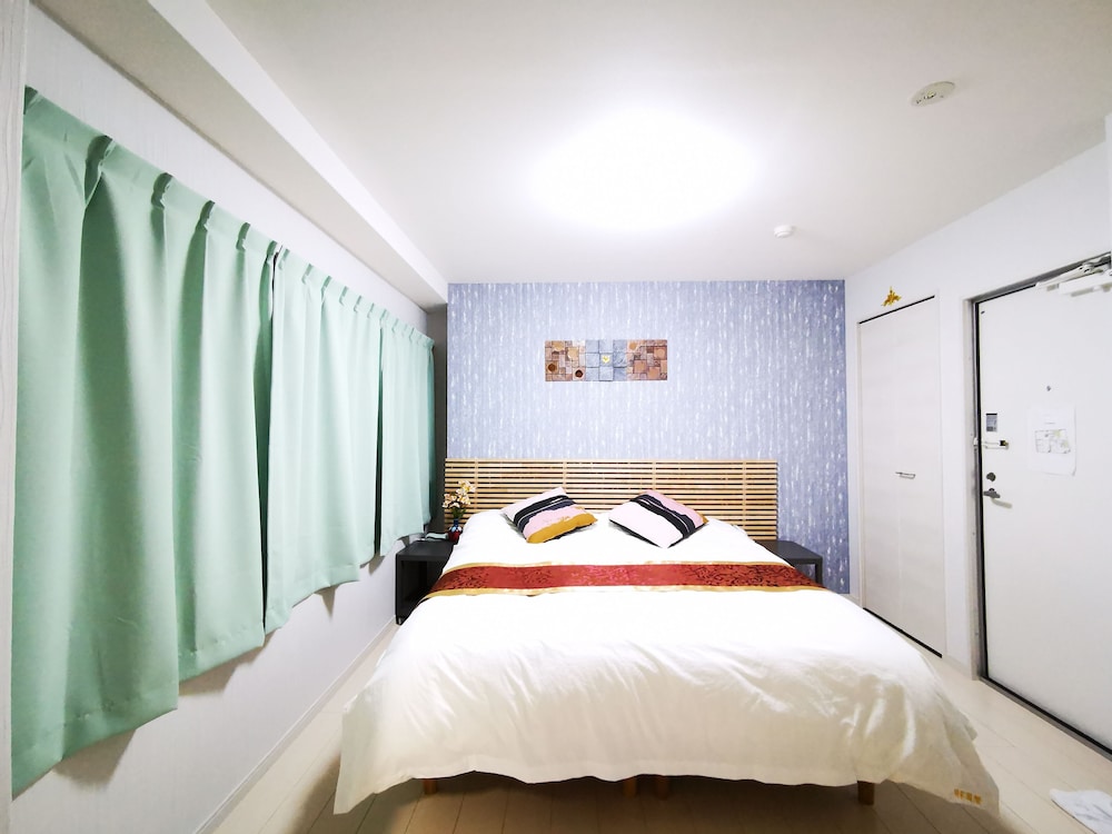 Room (2888) photo 3