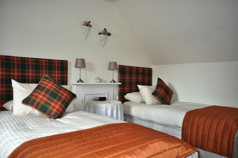 Cottage (Lilac) photo 2