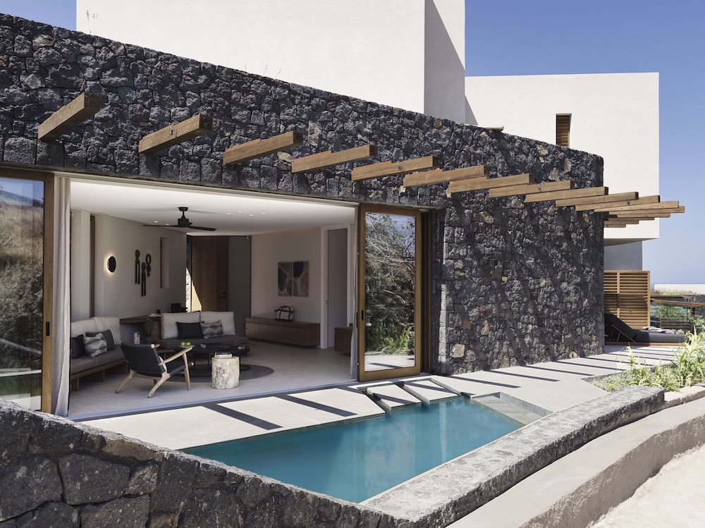 Suite, Private Pool (Magma) - Photo 1