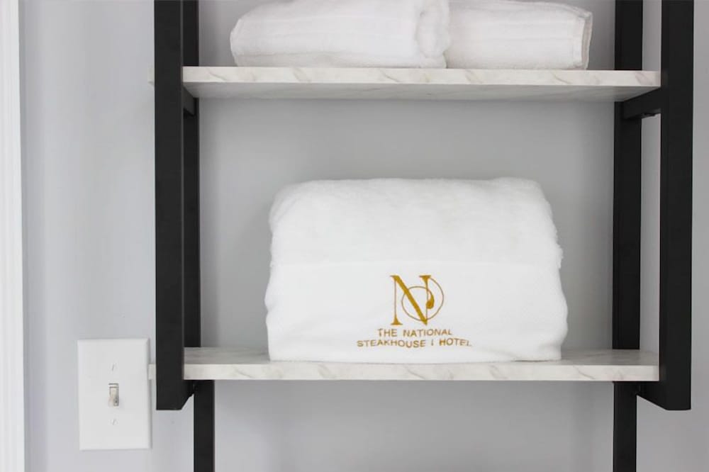 Deluxe Suite photo 2