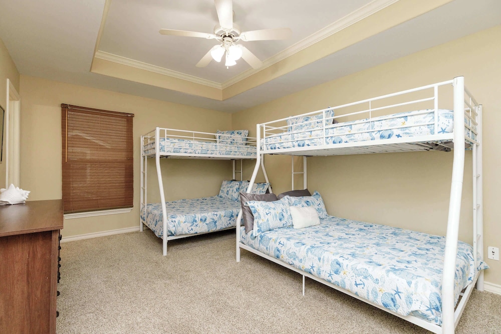Townhome, Multiple Beds, Balcony, Pool View (Padre Like a Rockstar)