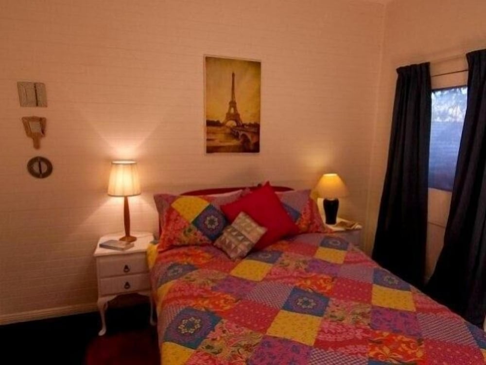 The Cottage photo 2