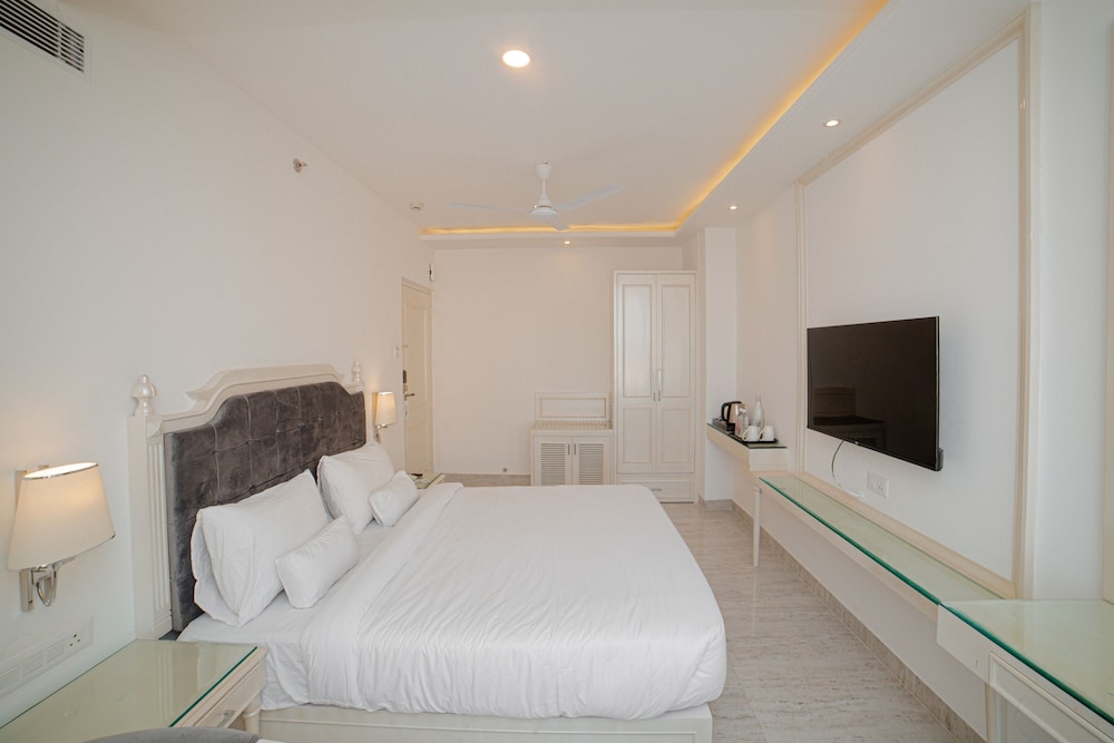 Superior Double Room - Photo 3