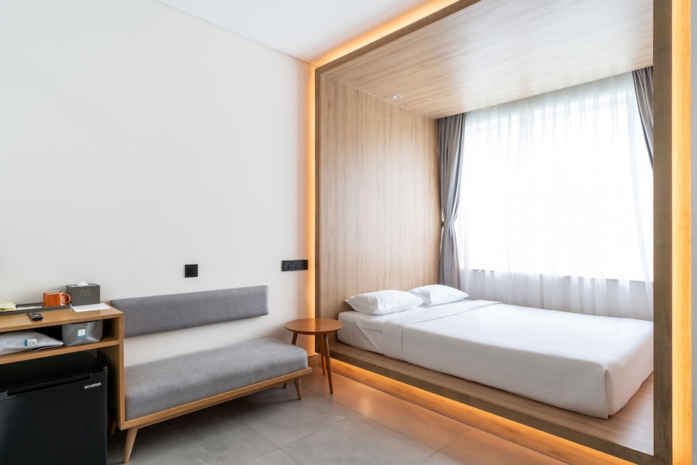 Superior Room, Non Smoking, City View