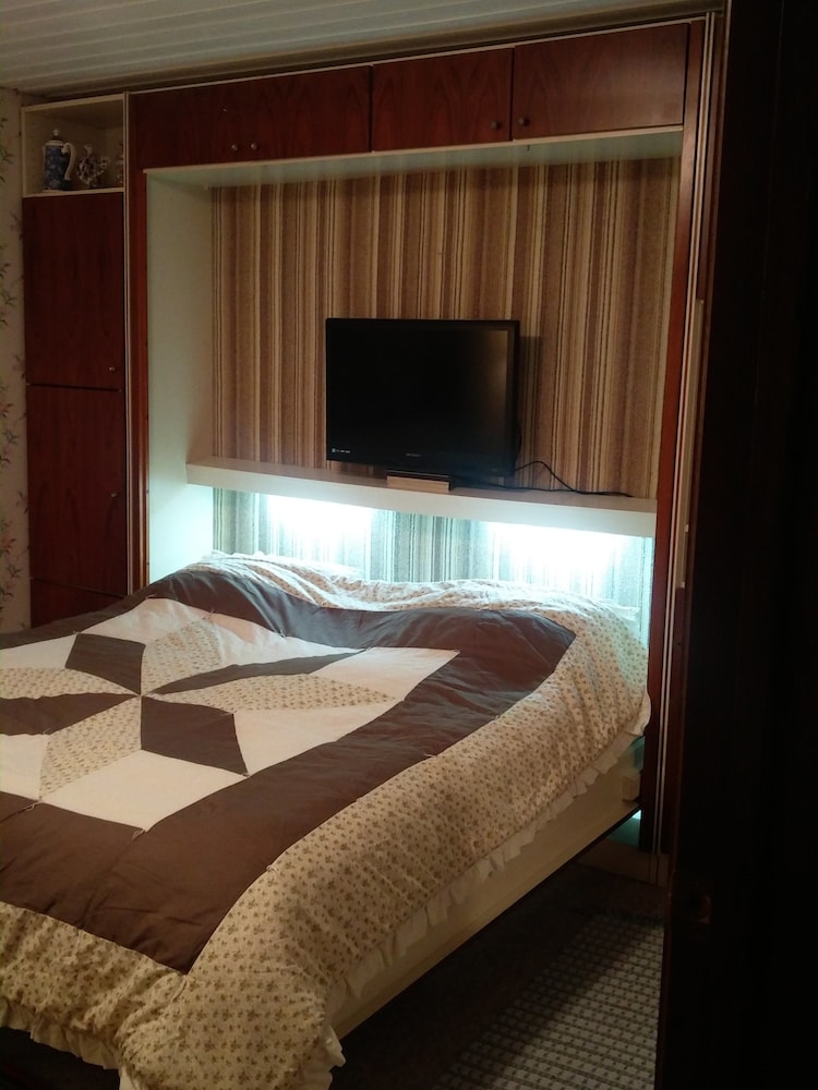 Standard Room, 1 Bedroom, Non Smoking photo 1