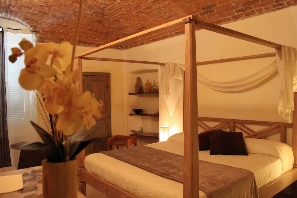 Classic Triple Room photo 1