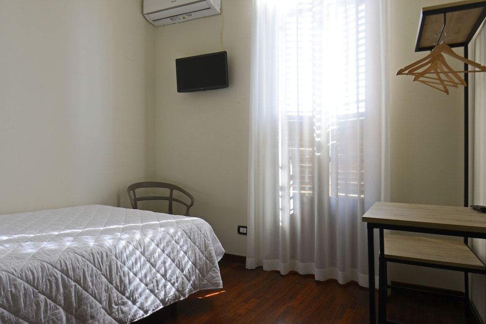 Superior Single Room
