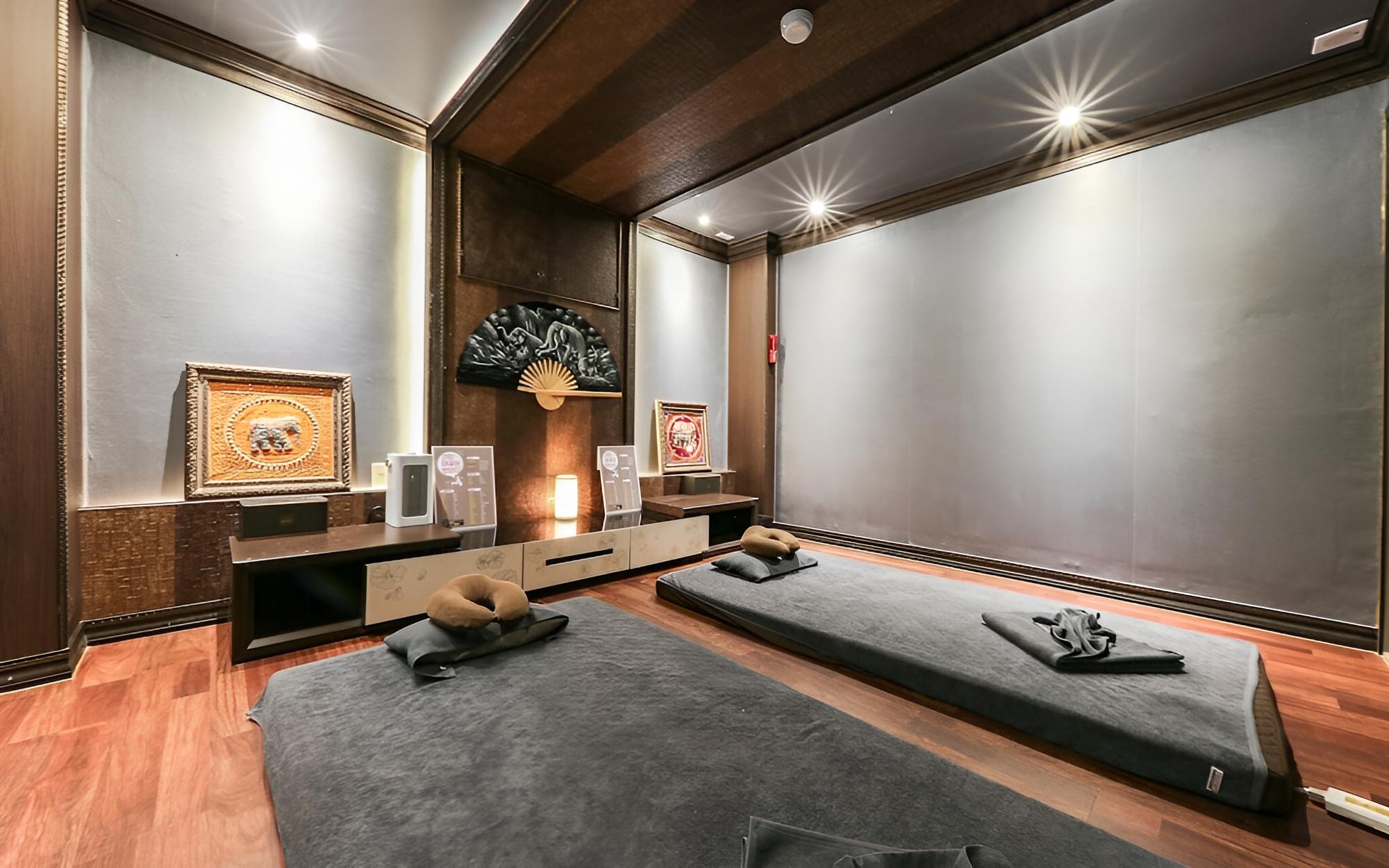 Room (Couples' Accommodation Massage Pa) - Photo 2