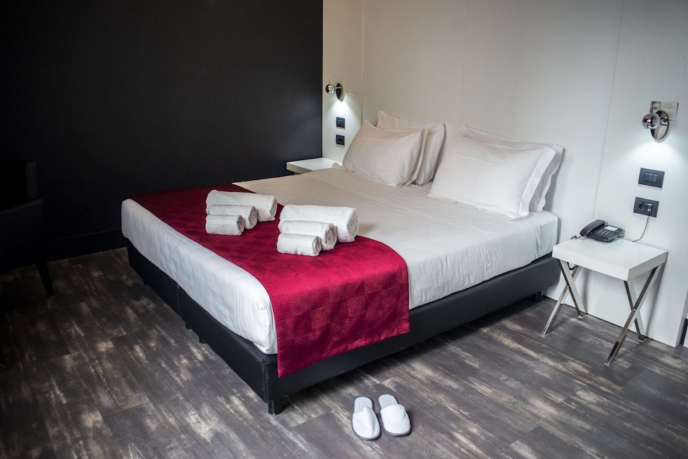 Superior Double Room - Photo 1