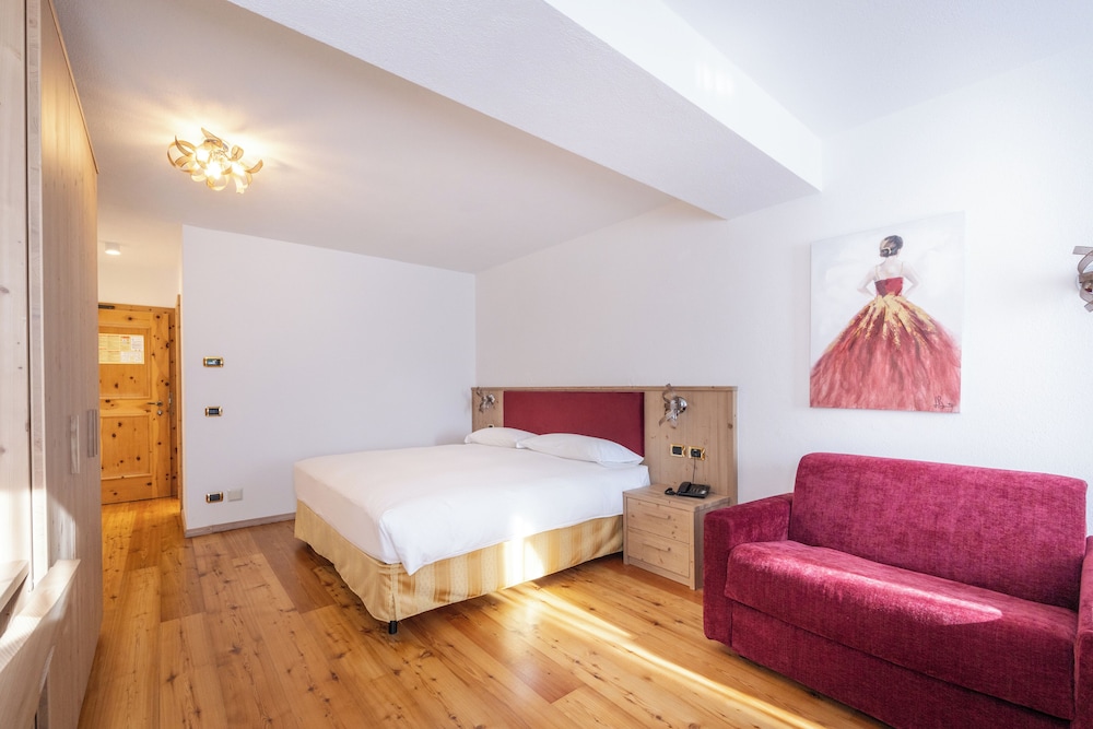 Superior Room, Mountain View