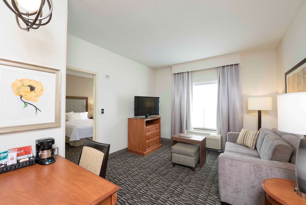 Suite, 2 Queen Beds, Accessible, Non Smoking - Photo 3