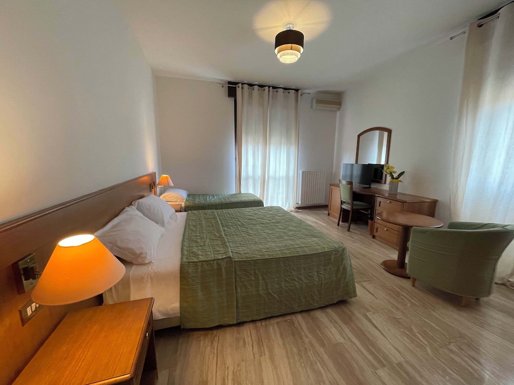 Quadruple Room photo 1