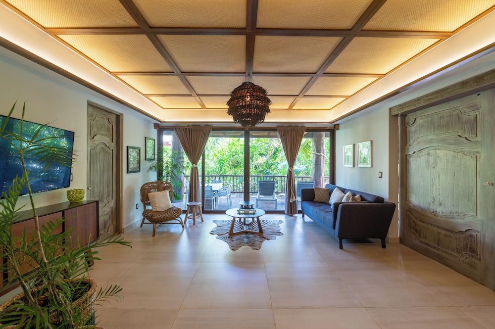 2 Bedroom Suite