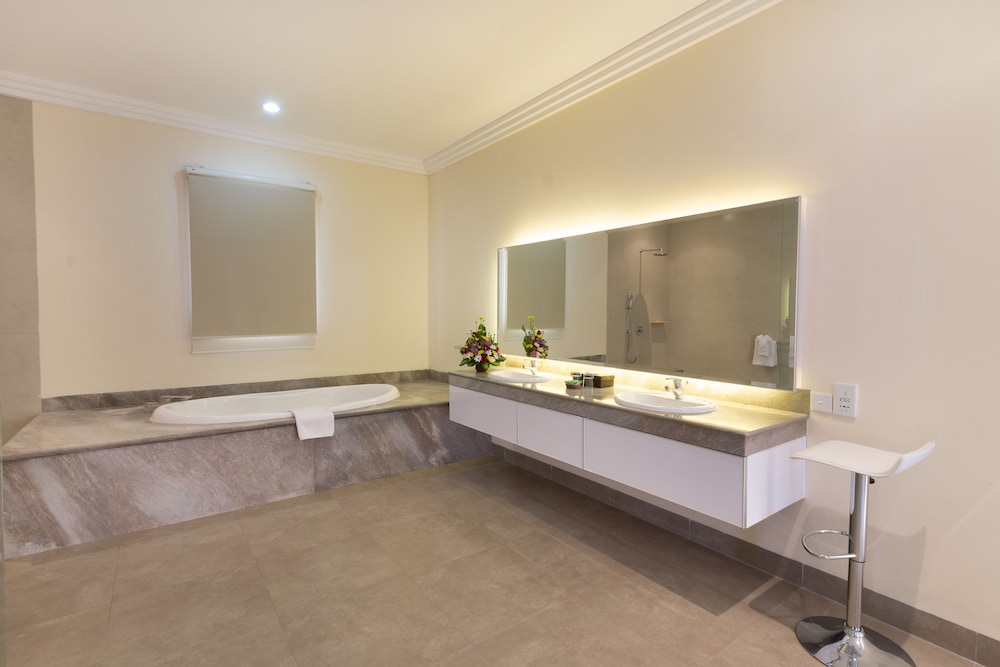 Penthouse, 2 Bedrooms photo 2