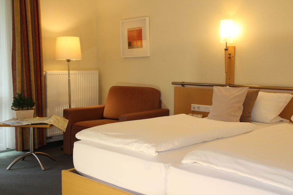 Deluxe Double Room Single Use photo 3