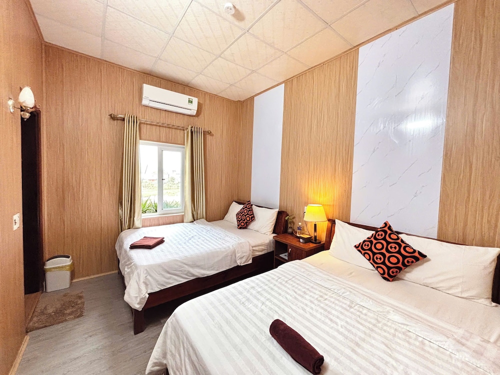 Basic Quadruple Room, Garden View photo 1