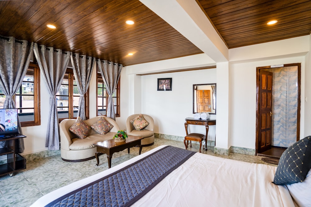 Executive Room - Photo 52