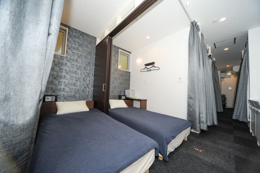 Shared Dormitory, 2 Twin Beds photo 1
