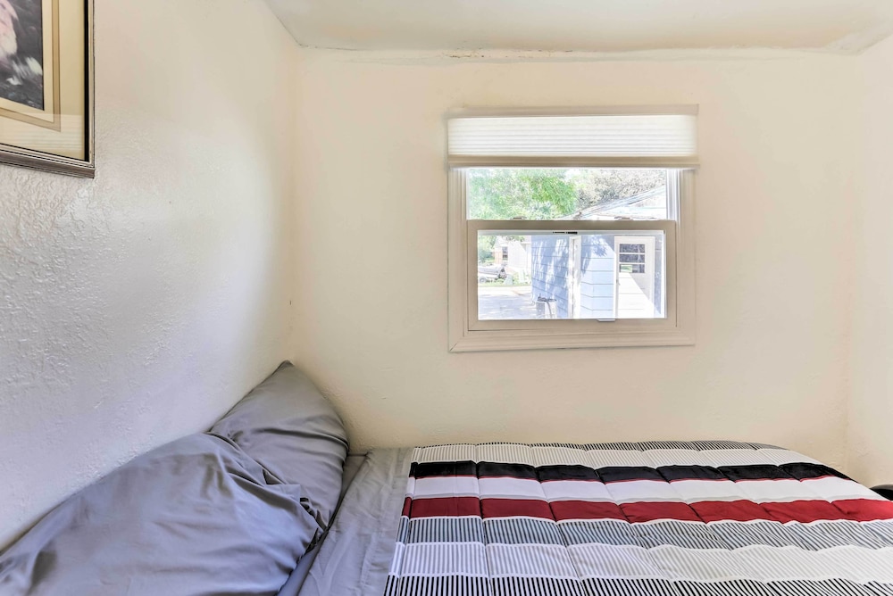 House (2 Bedrooms) photo 3