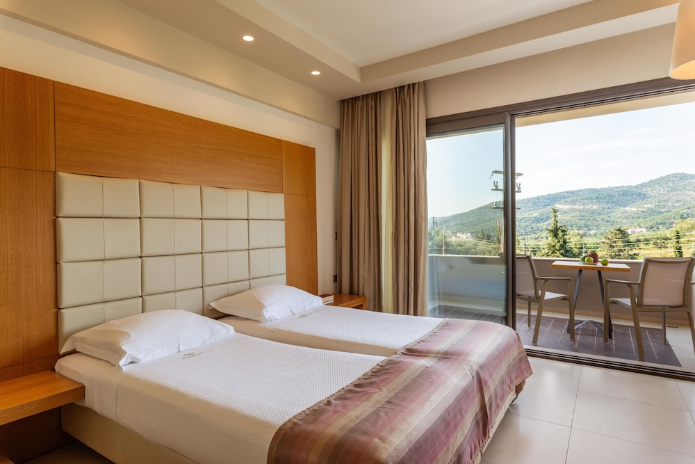 Executive Suite, Mountain View - Photo 3