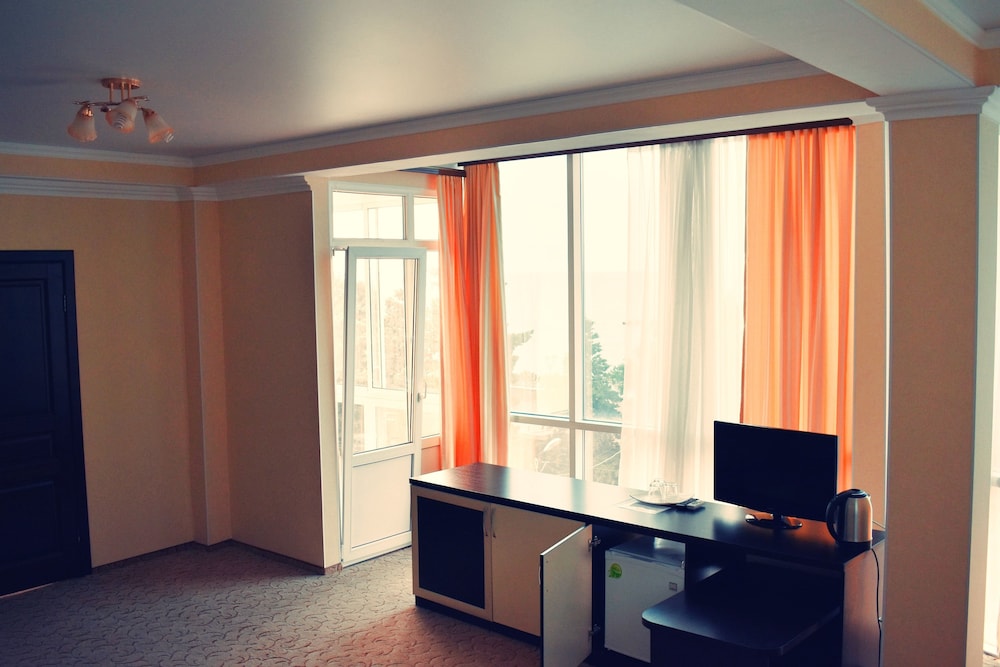Suite, 1 Bedroom, Sea View, Beachfront photo 3