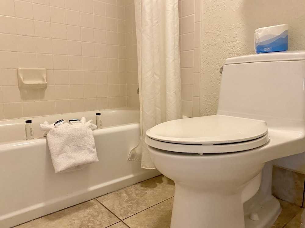 Superior Double Room, 2 Double Beds - Photo 4