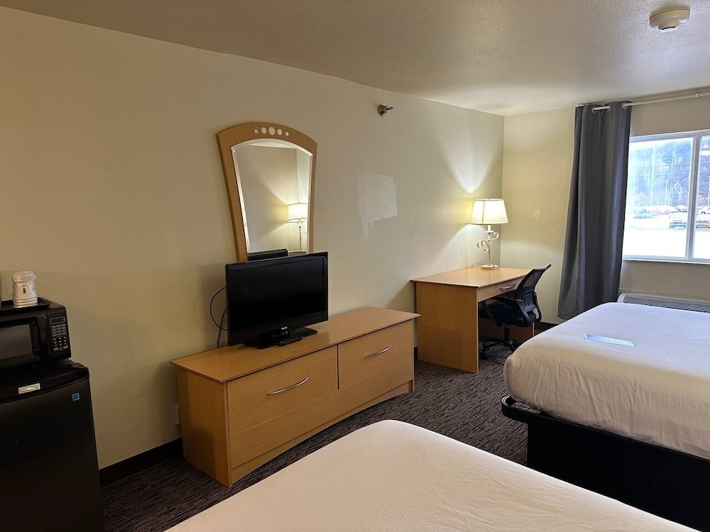 Room, 2 Queen Beds, Non Smoking - Photo 3