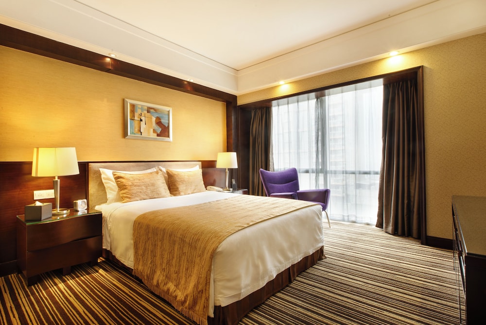 Business Suite - Photo 2
