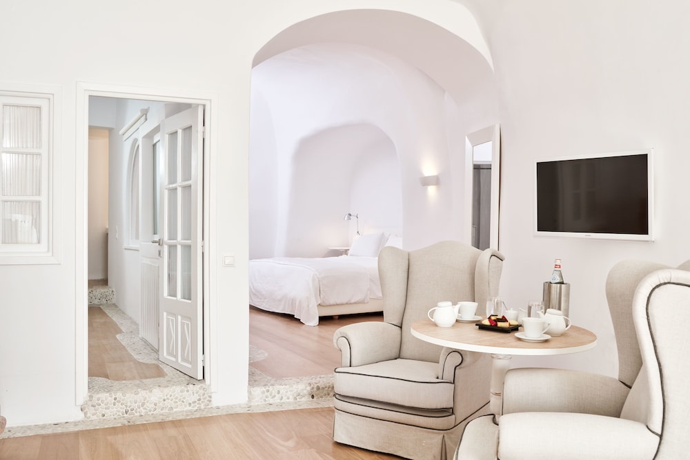 Suite, Private Pool (Kirini)