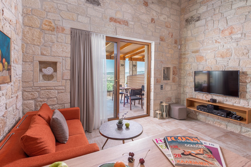 Premium Suite, Partial Sea View